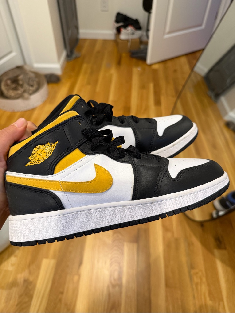 Jordan 1 Mid Black White Yellow Men’s Sneakers